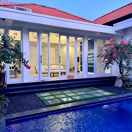 Canggu Central Hostel מראה חיצוני תמונה
