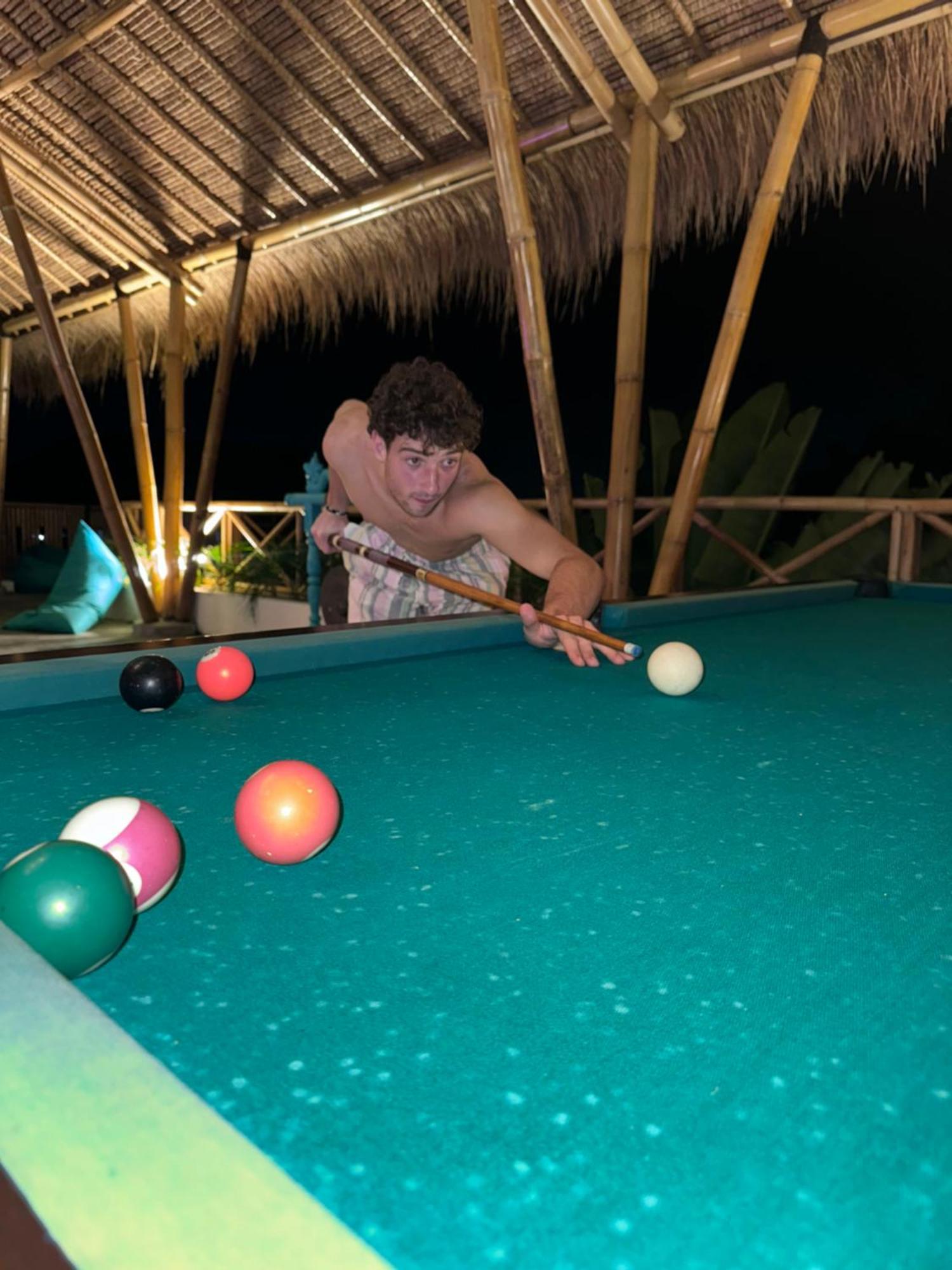 Canggu Central Hostel מראה חיצוני תמונה